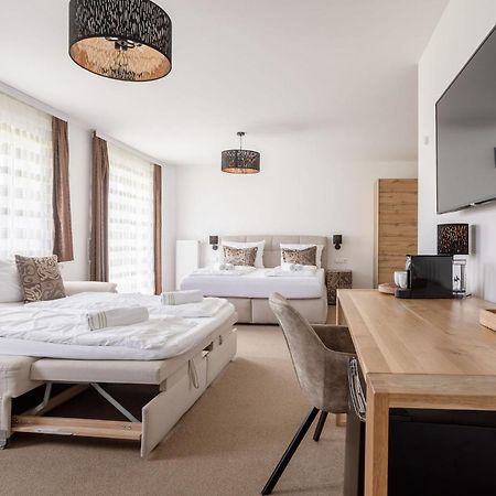 Casa Plus Villach Buitenkant foto