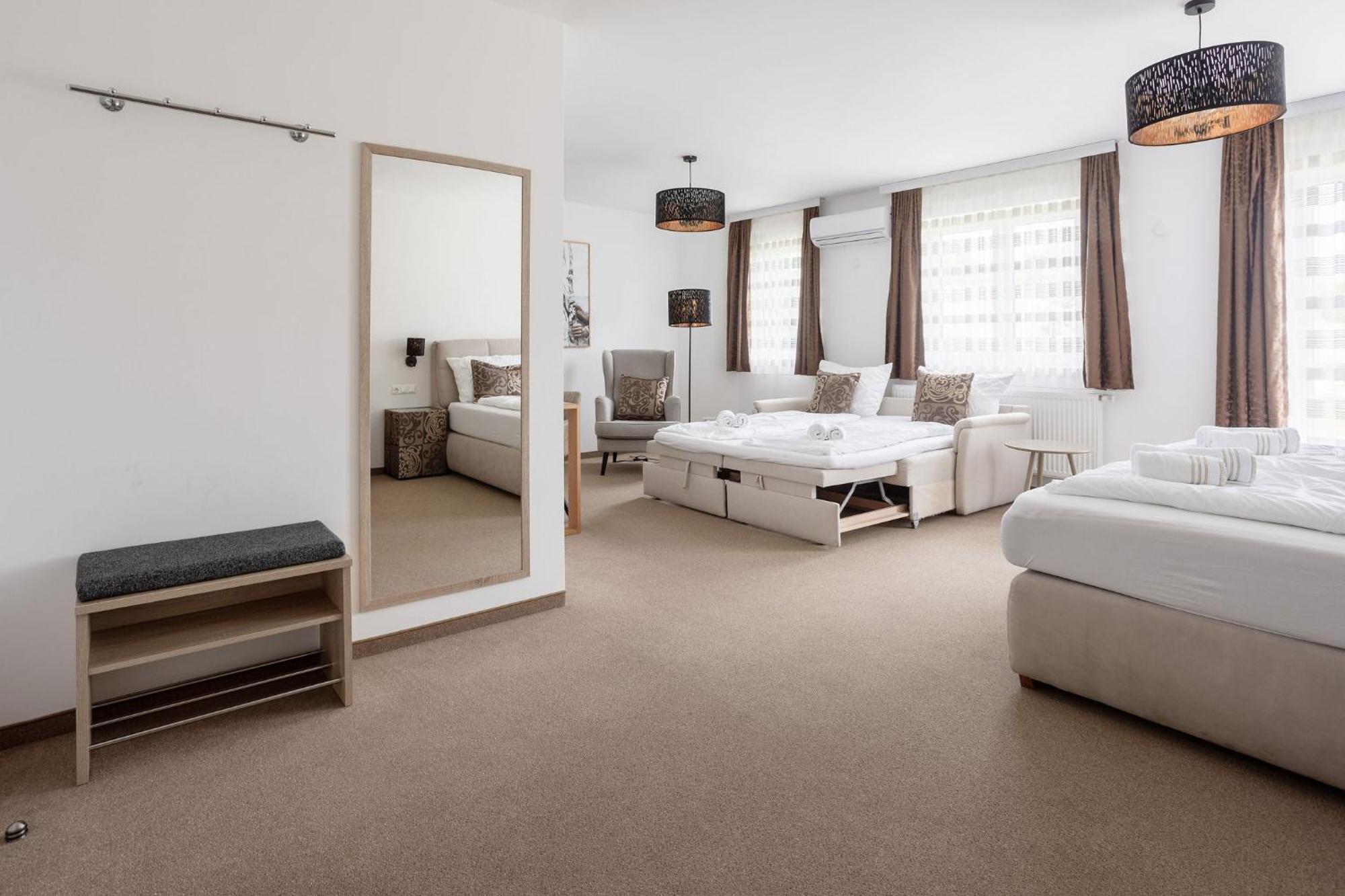 Casa Plus Villach Buitenkant foto