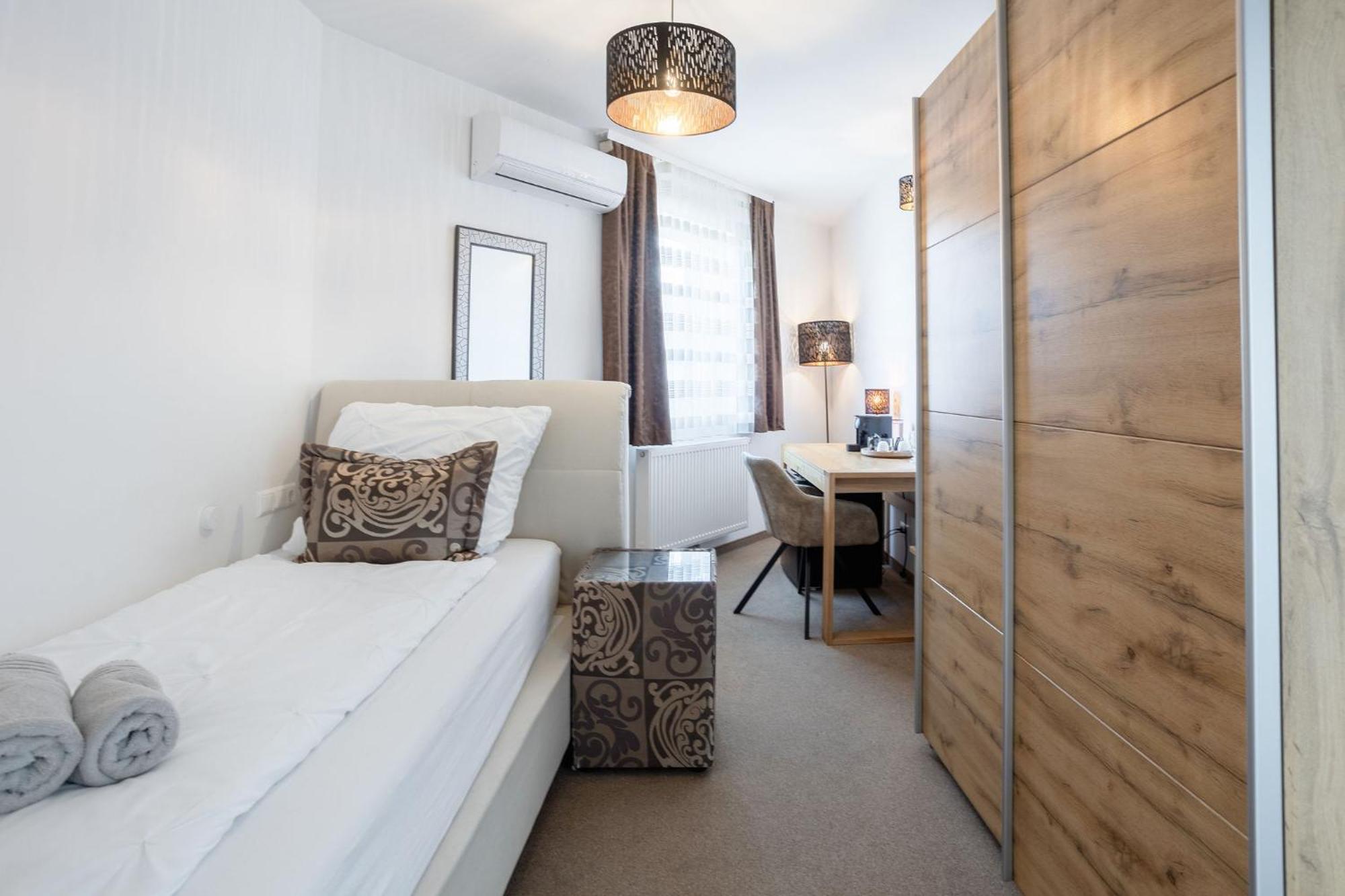 Casa Plus Villach Buitenkant foto